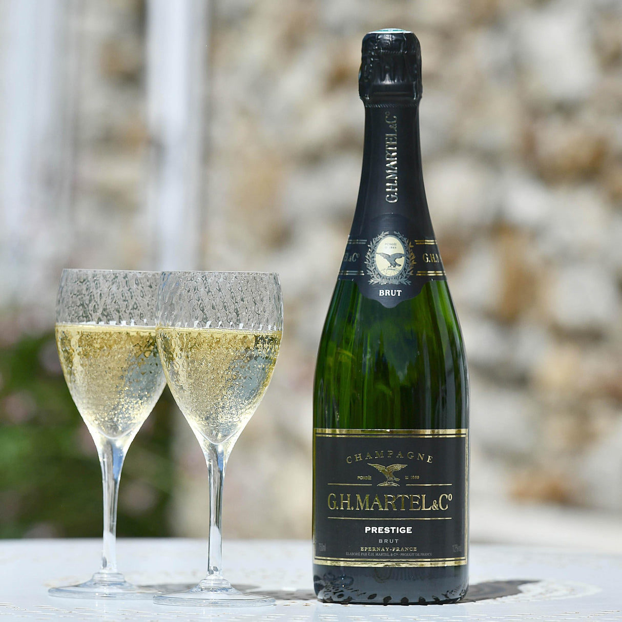G.H. MARTEL PRESTIGE BRUT + 2 Copas