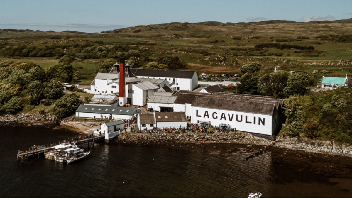 Lagavulin Distillery