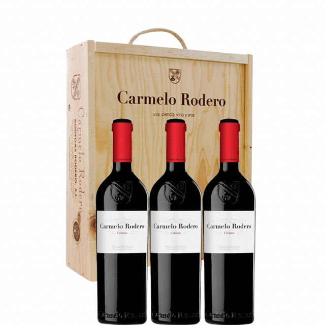 Estuche de madera de la Bodega Carmelo Rodero con 3 botellas de Carmelo Rodero Crinza