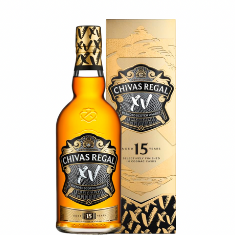 Botella de Chivas XV con estuche