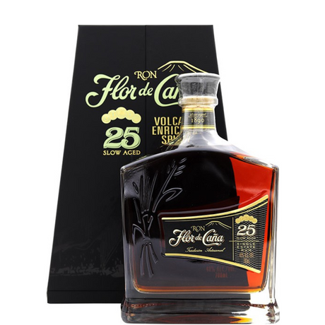 Botella de Flor de Caña 25 años centenario con estuche