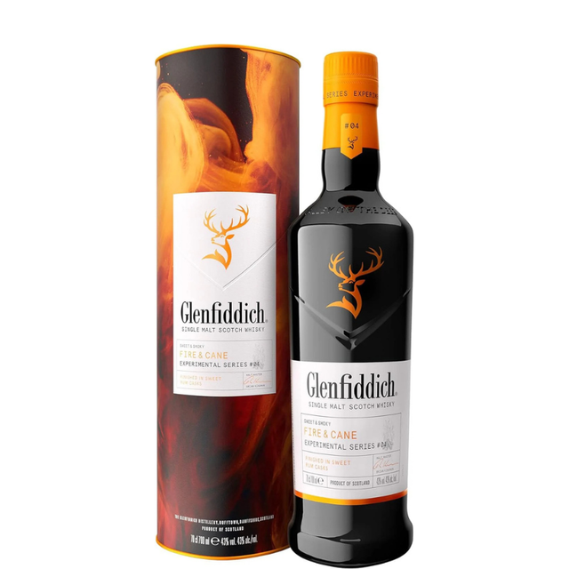 Botella de Glenfiddich Fire & Cane con estuche