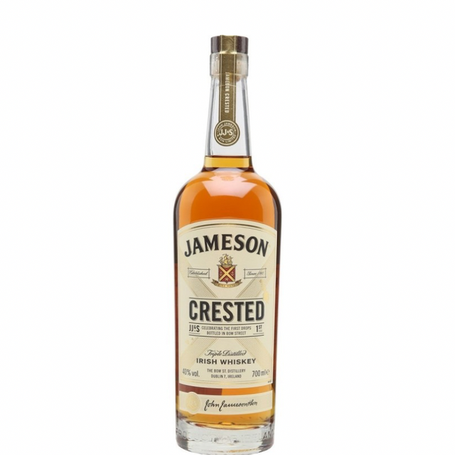 Botellas de Jameson Crested