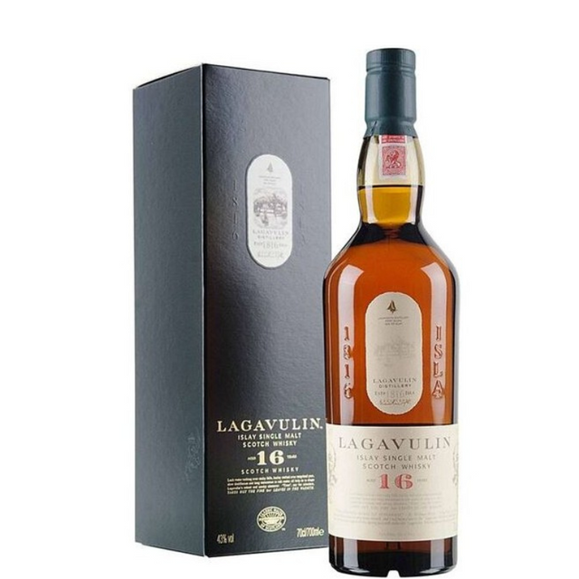 Botella de Lagavulin 16 Años con estuche