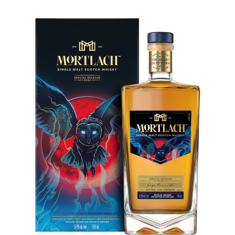 Botella de Mortlach Special Release 2022 con estuche