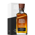 Botella de The Nikka Tailored con estuche
